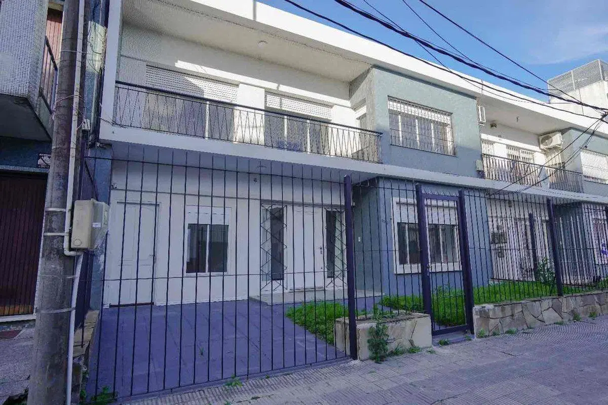 Vendo casa Pando 3 dormitorios con renta 4