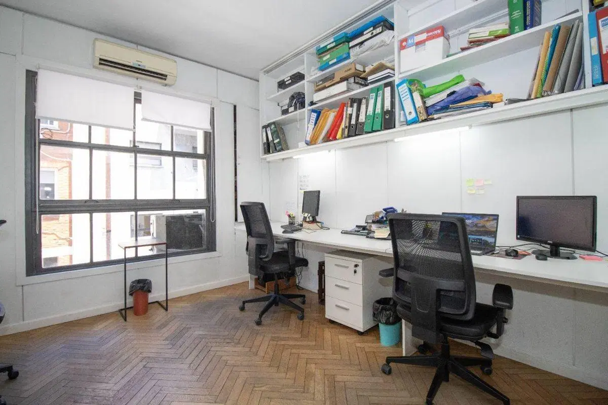 ALQUILER OFICINA CIUDAD VIEJA 2