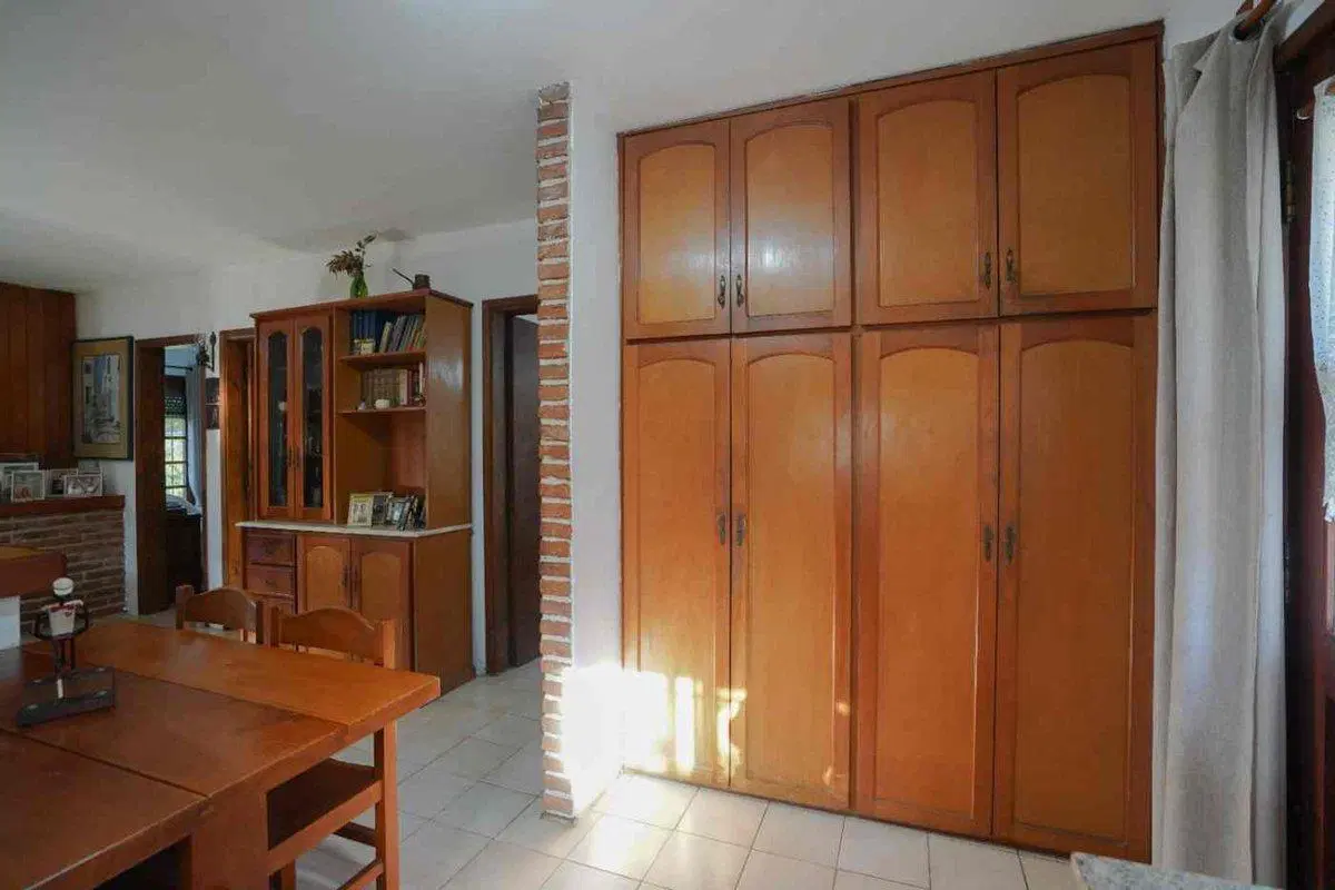 Vendo casa 2 dormitorios gran terreno  Costa Azul 4