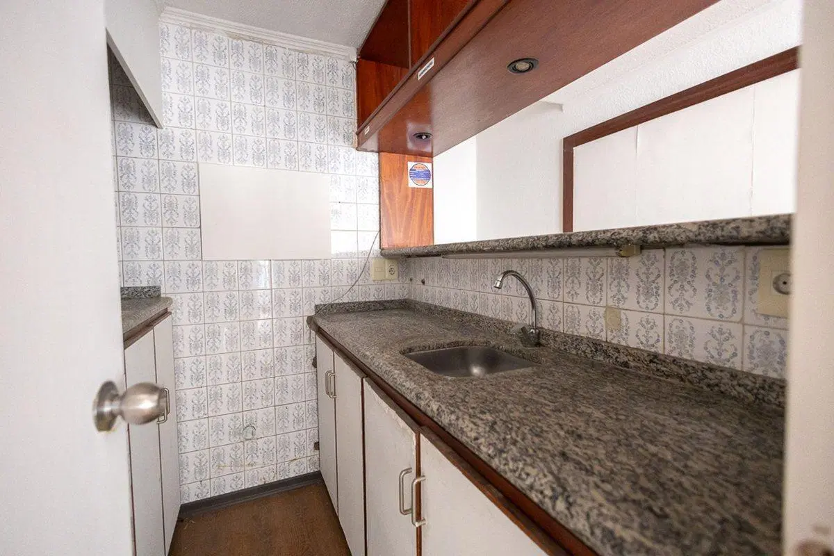 Alquiler de 4 oficinas en ciudad vieja 1