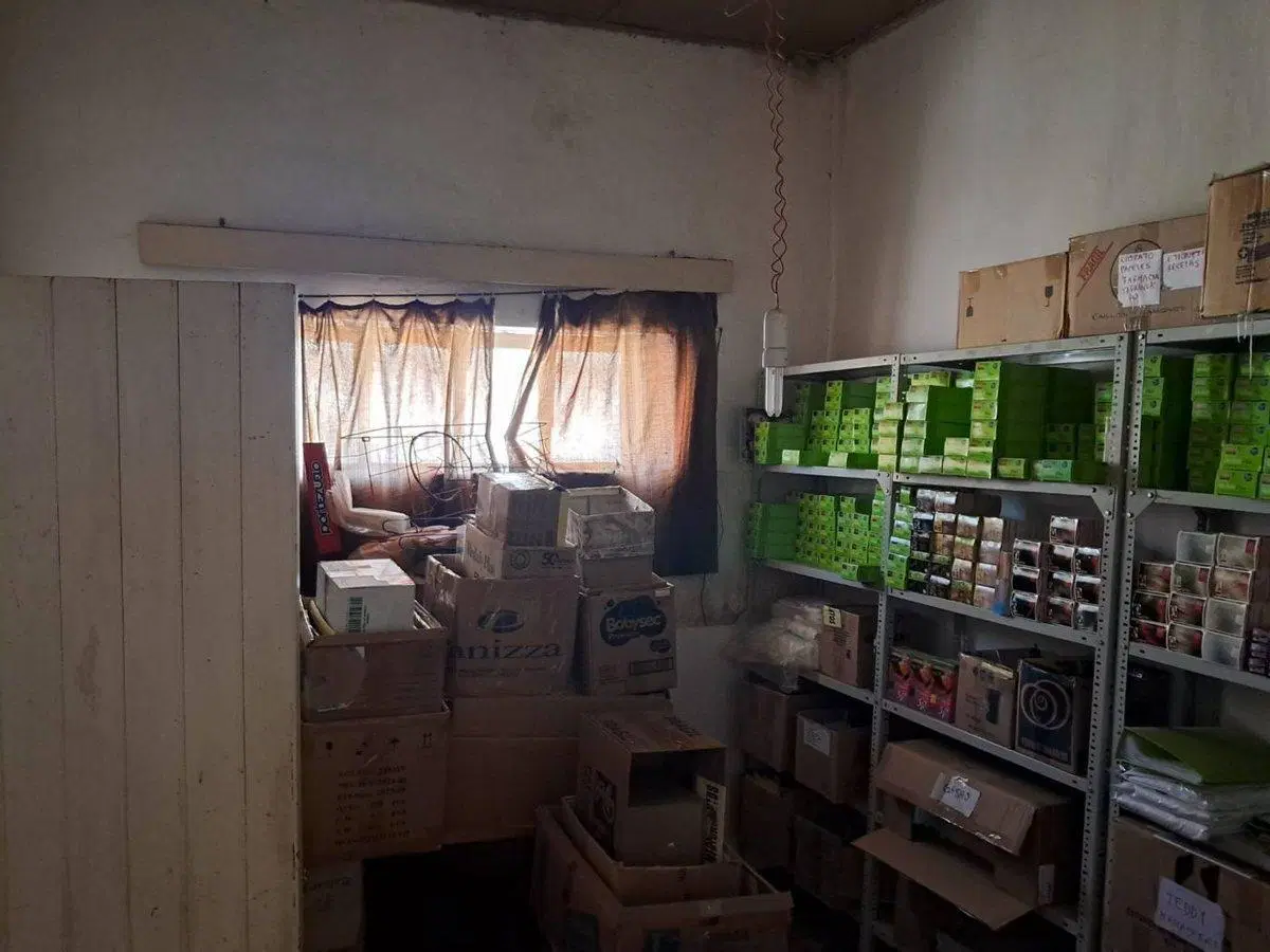 VENTA CASA CON FARMACIA FUNCIONANDO FLORIDA CARDAL 1
