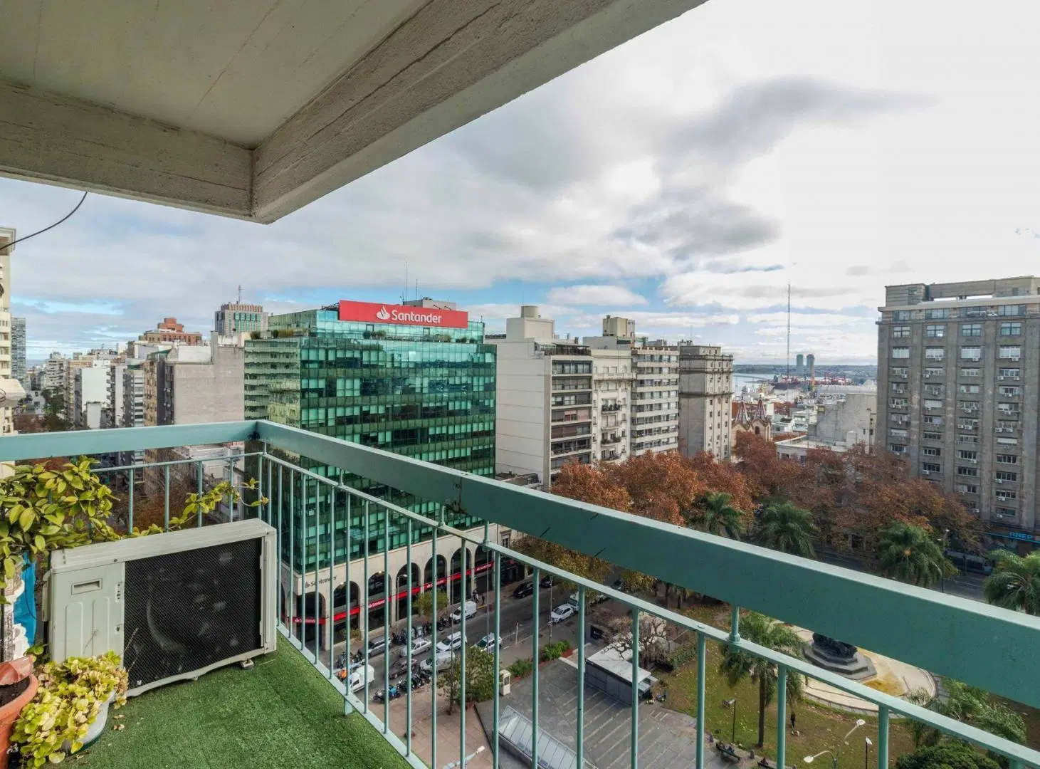 Venta apto 2 dorm + servicio en el Centro c/garaje 3