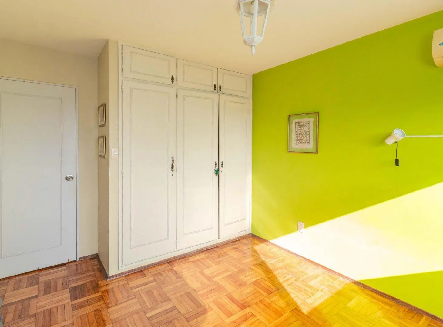 Venta apto 2 dorm + servicio en el Centro c/garaje 4