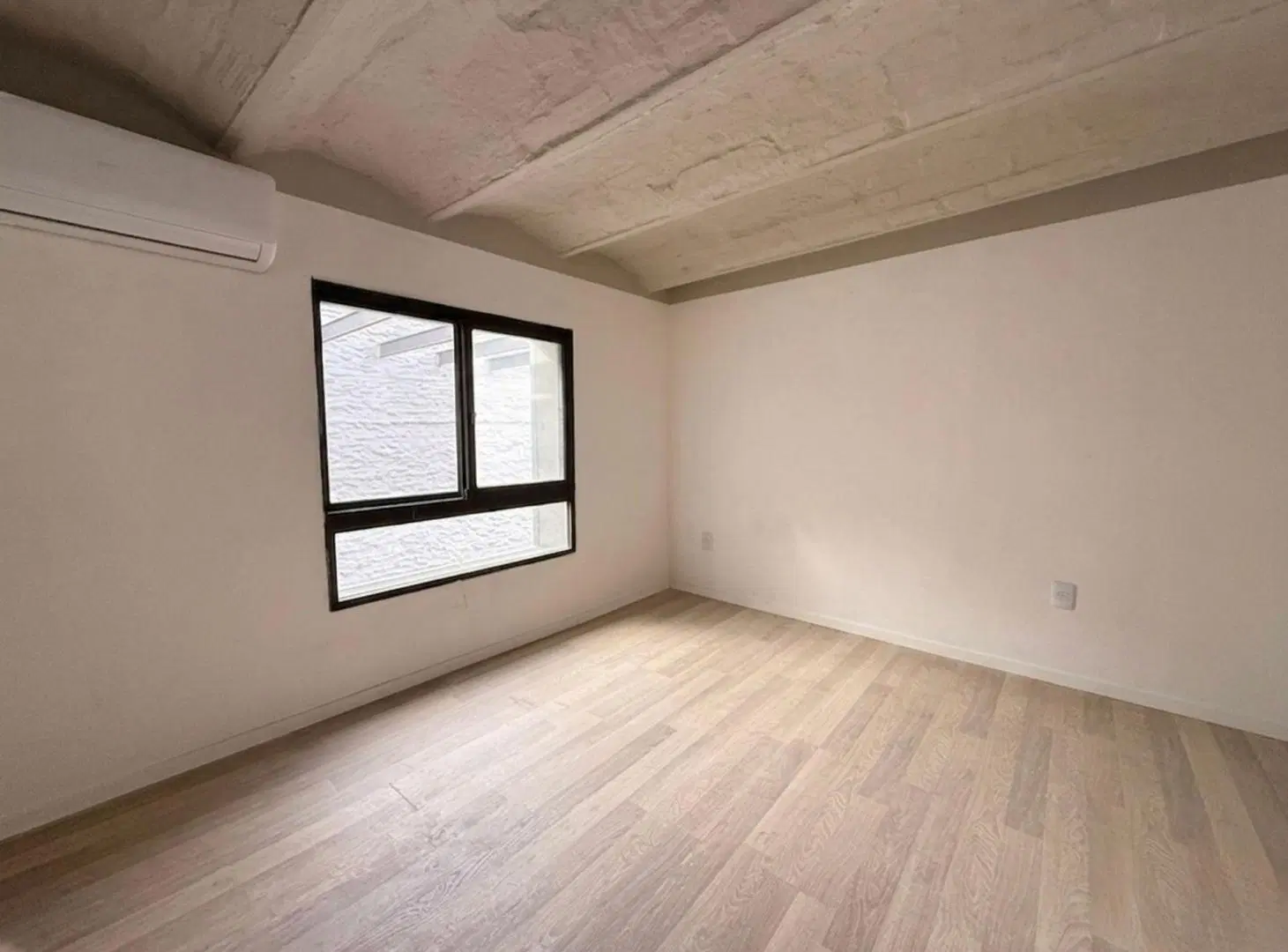 VENTA APTO 2 DORMITORIOS A ESTRENAR CIUDAD VIEJA 2