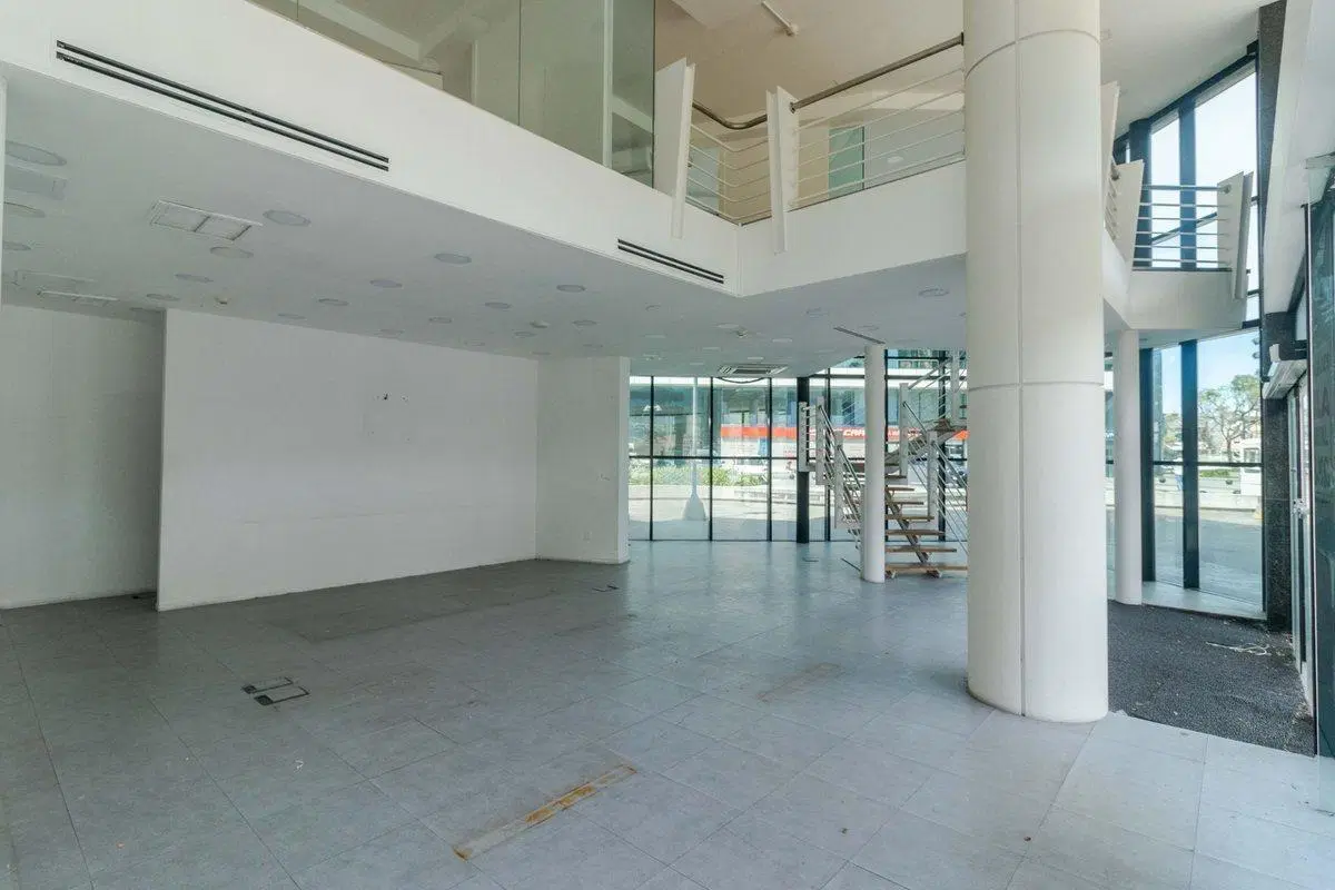 ALQUILER LOCAL COMERCIAL WTC 5