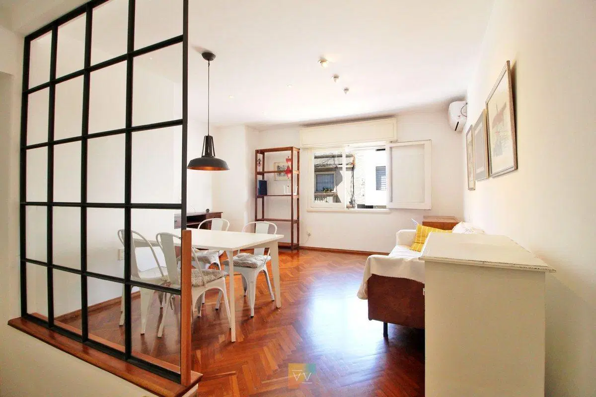 Venta apto amueblado 2 dormitorios en Pque Rodó 3