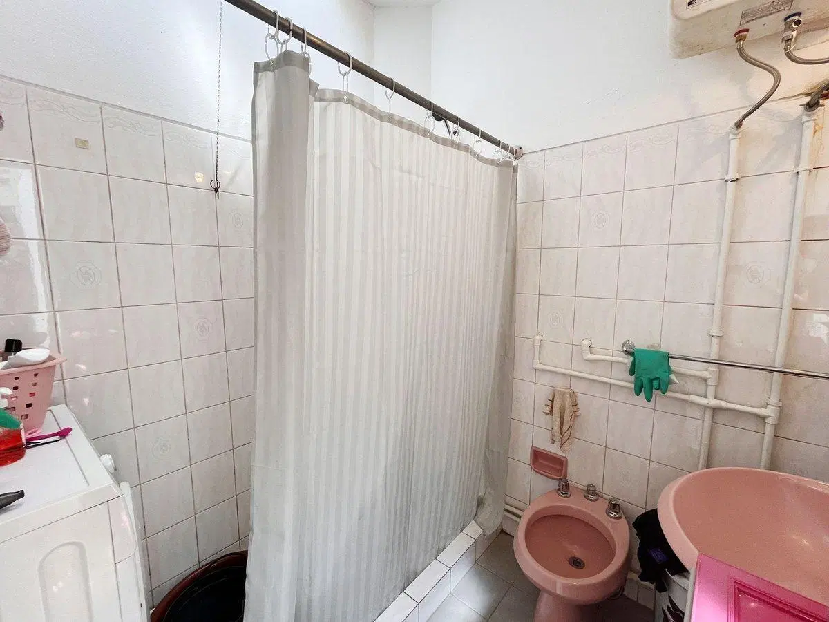 Venta 2 Casas con Renta 7% La Comercial 4