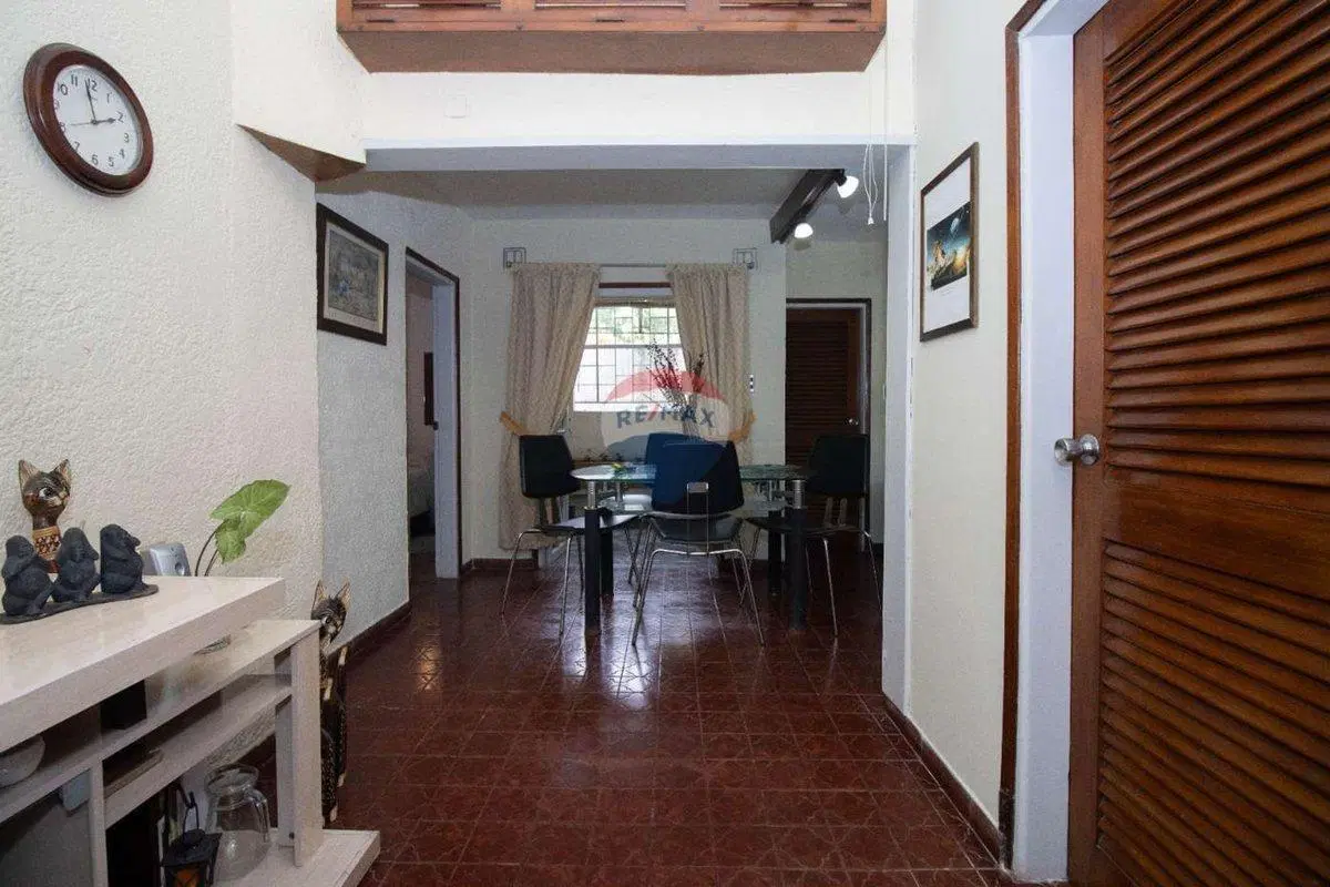 Venta-Casa 3 dormitorios con gran jardín-Belvedere 2