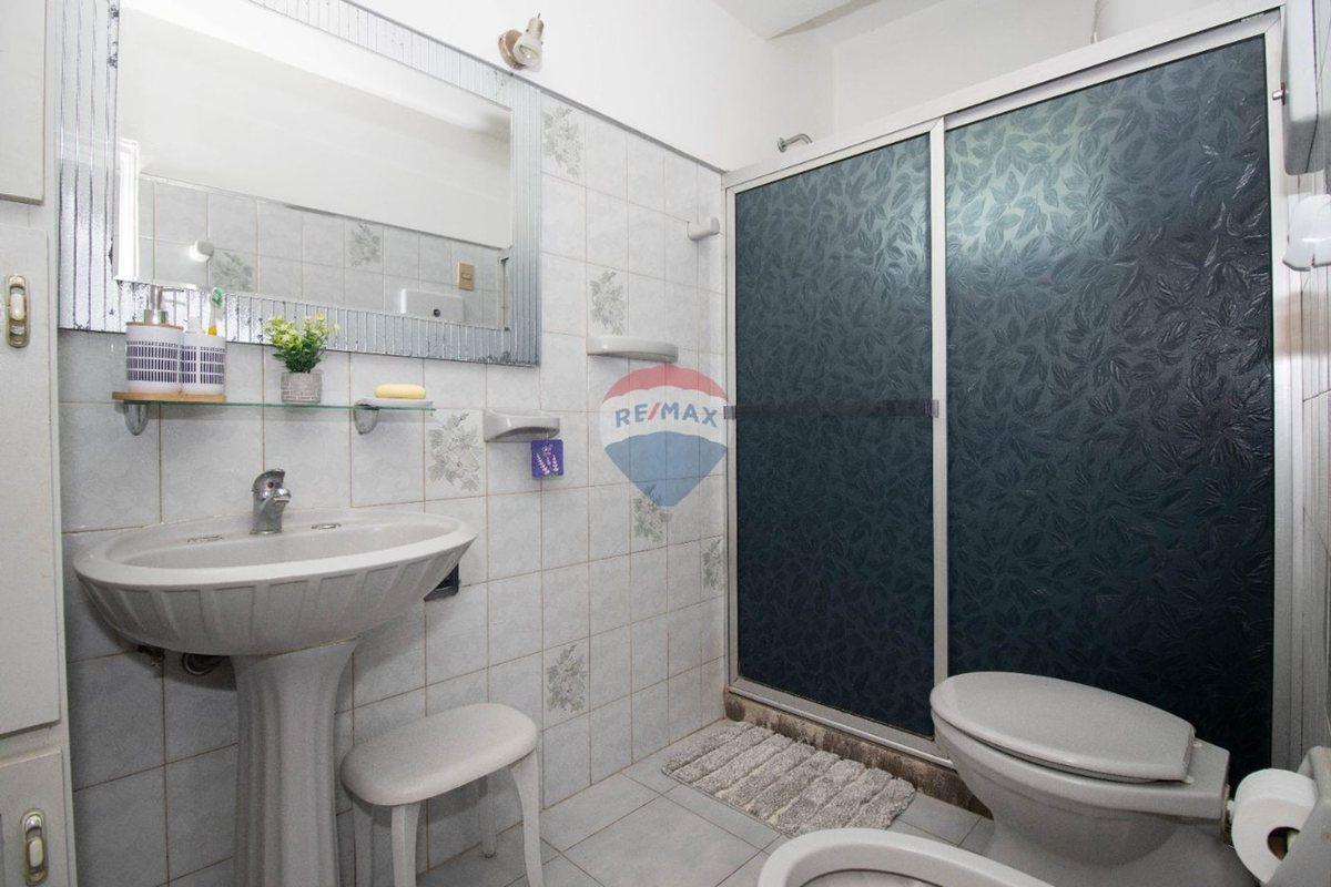 Foto de Venta-Casa 3 dormitorios con gran jardín-Belvedere, imagen 5
