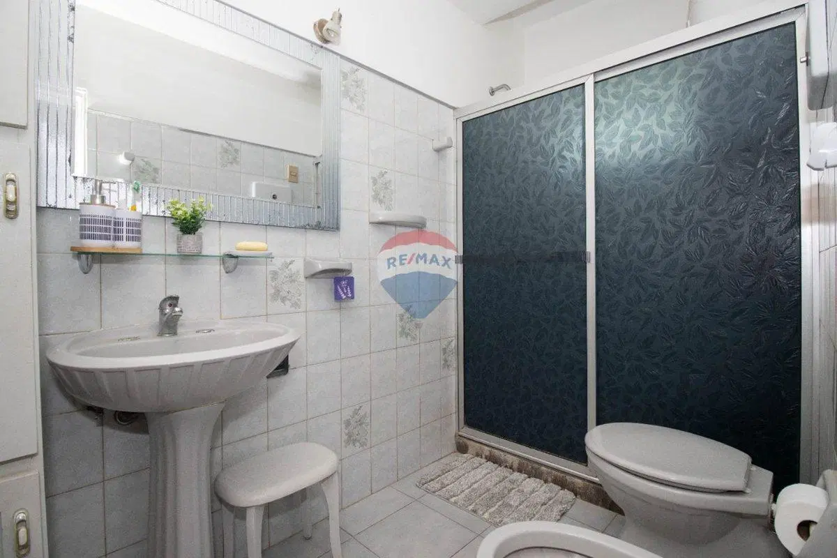 Venta-Casa 3 dormitorios con gran jardín-Belvedere 5