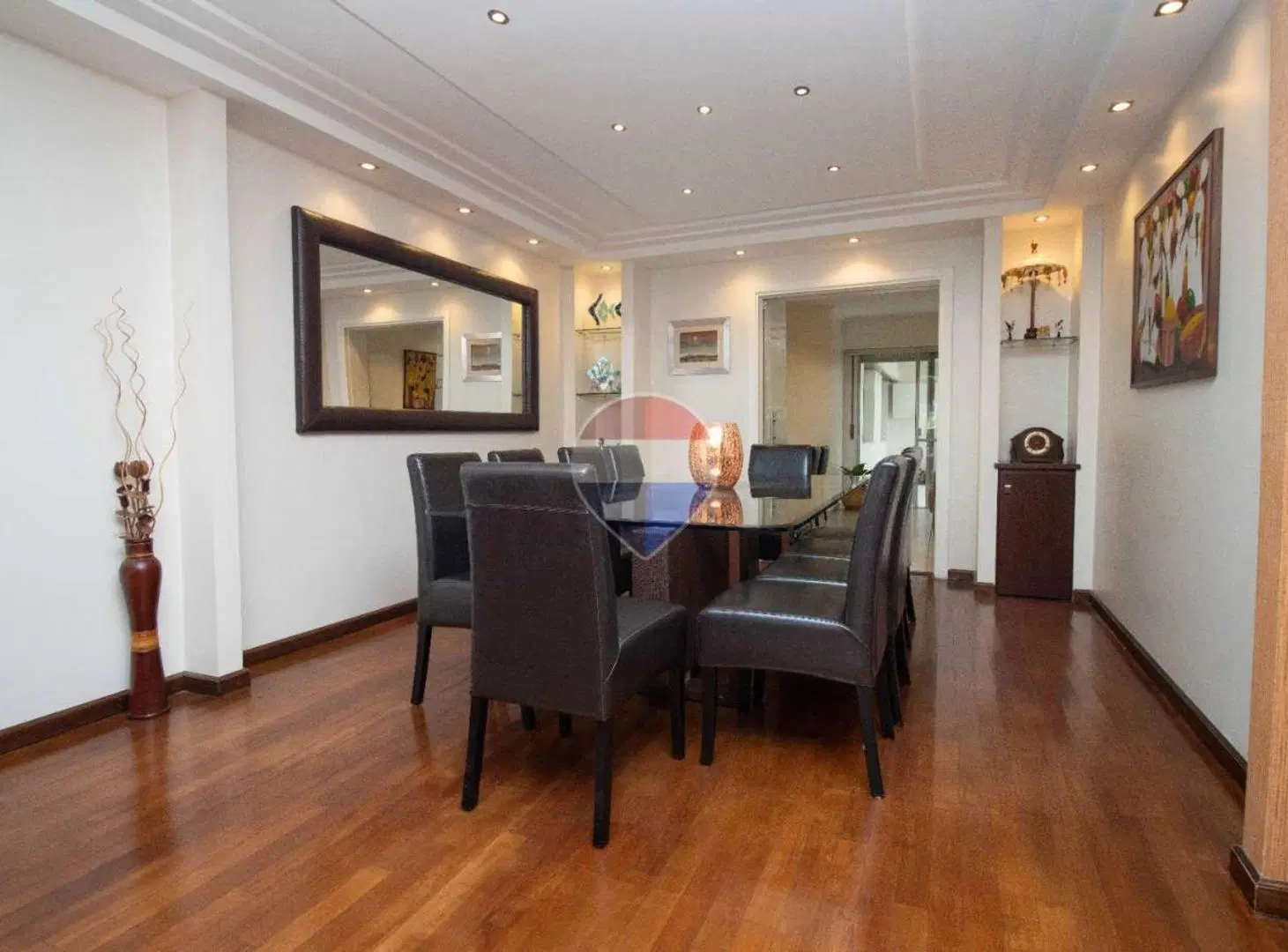 VENTA APARTAMENTO 4 DORMITORIOS POCITOS 3