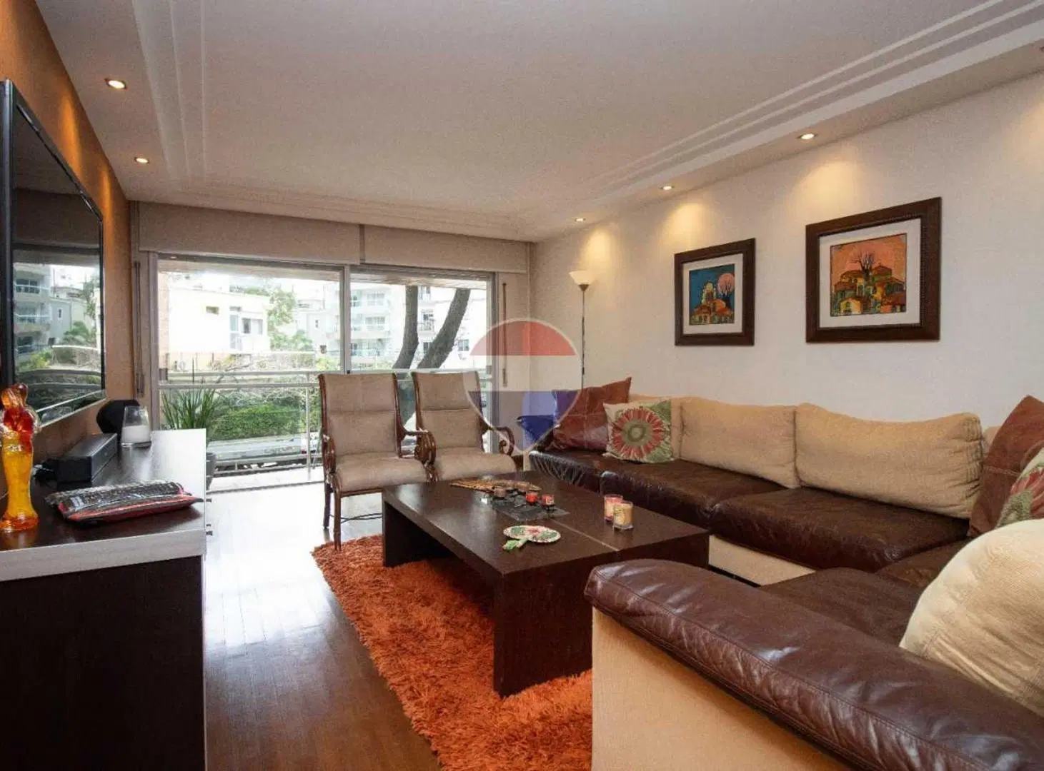VENTA APARTAMENTO 4 DORMITORIOS POCITOS 2