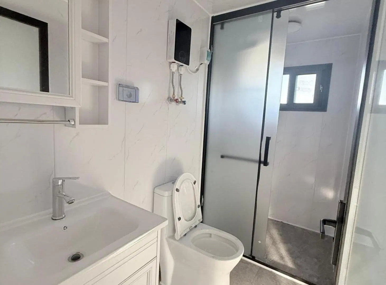 Casa  Venta 3 dormitorios a Estrenar Aeroparque 4