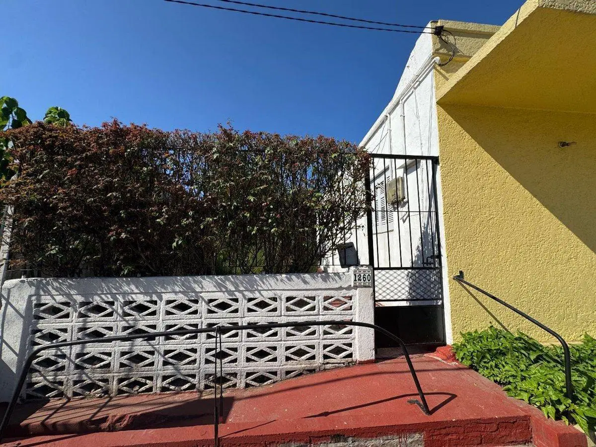 Vendo Financio casa 2 dormitorios jardin Pando 4
