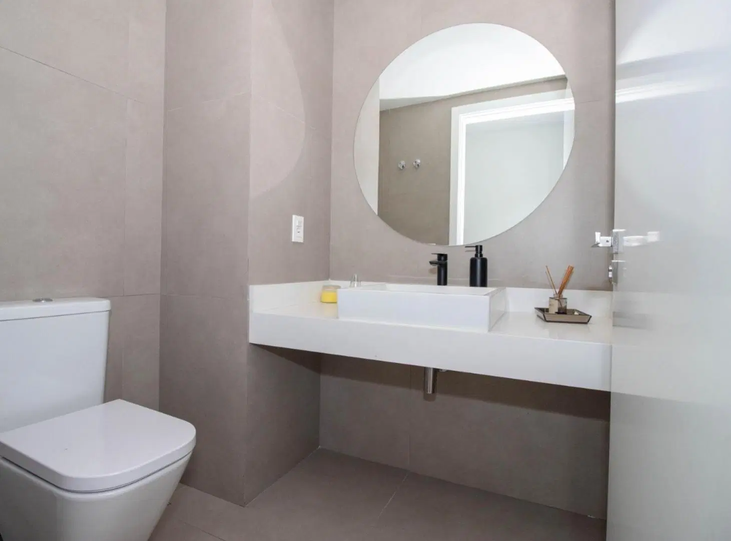 Venta apartamento tres dormitorios barrio parques 4
