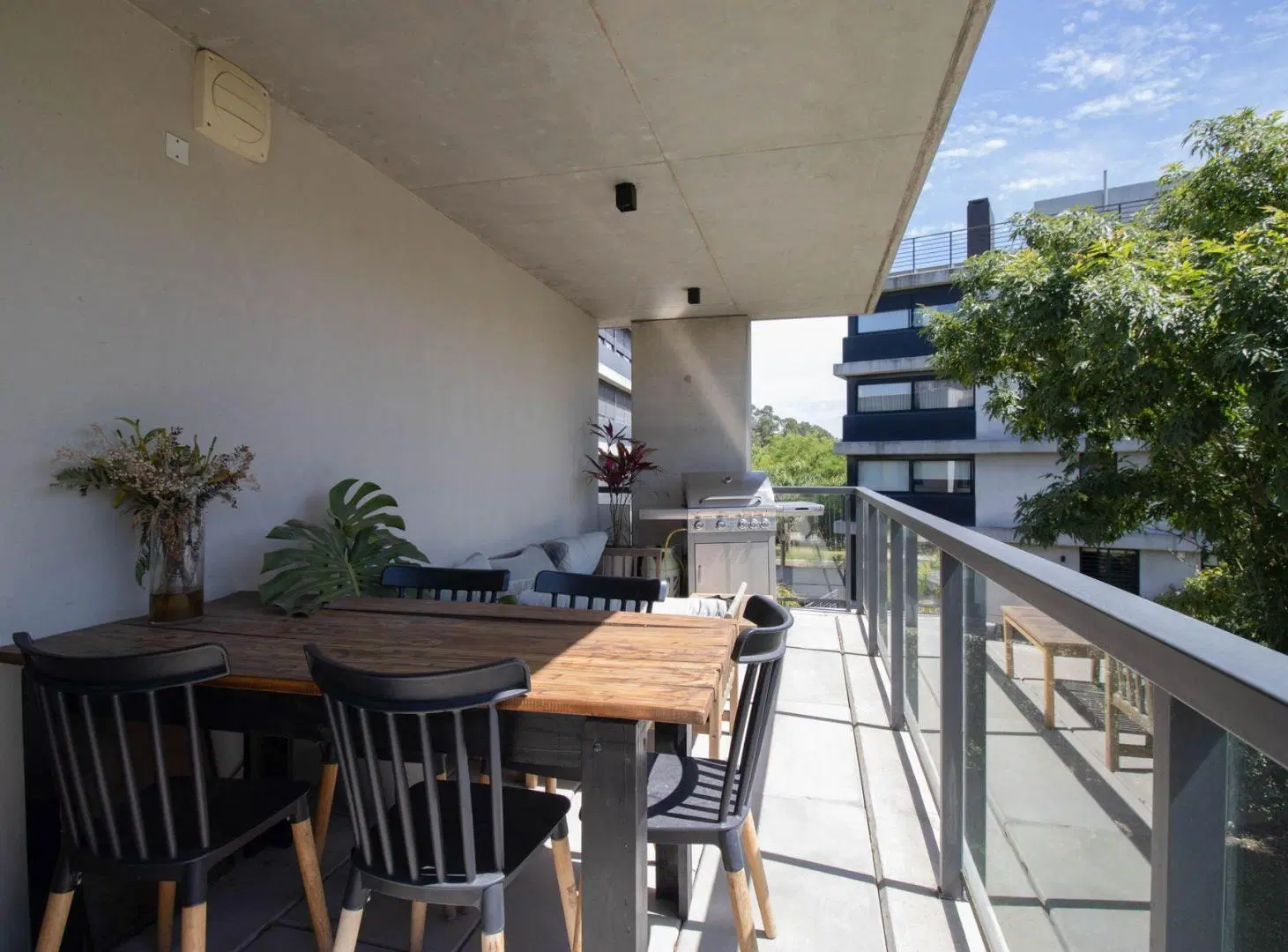 Venta apartamento tres dormitorios barrio parques 5