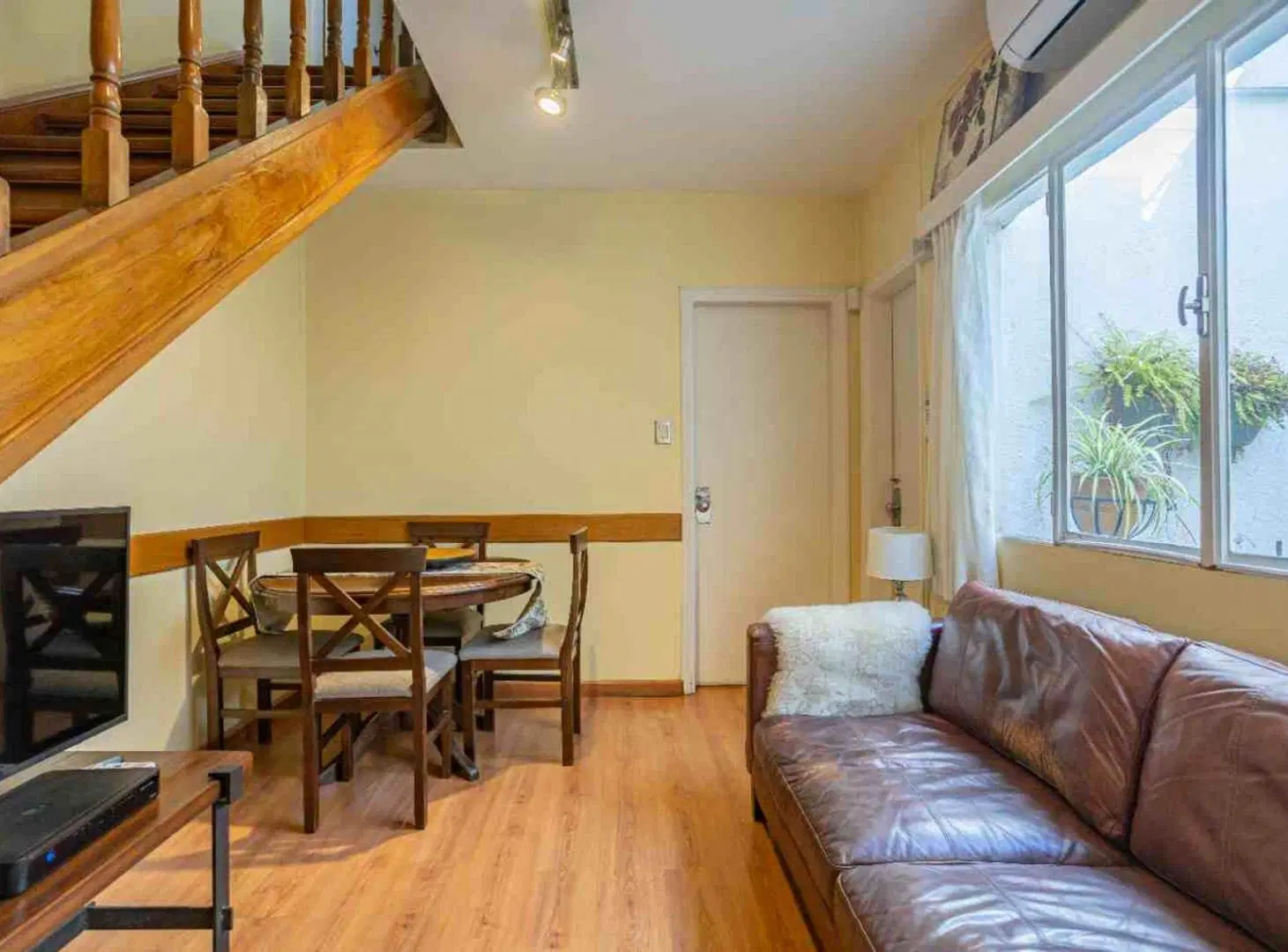 Venta Casa PH 3 dorm garaje y patio en Malvin Sur 3
