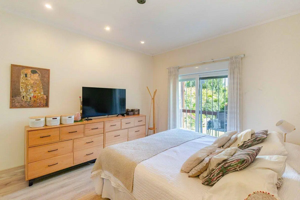 Venta Casa 3 dormitorios c/piscina en Malvín 8