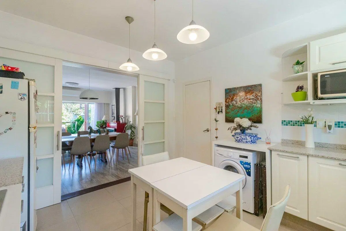 Venta Casa 3 dormitorios c/piscina en Malvín 4