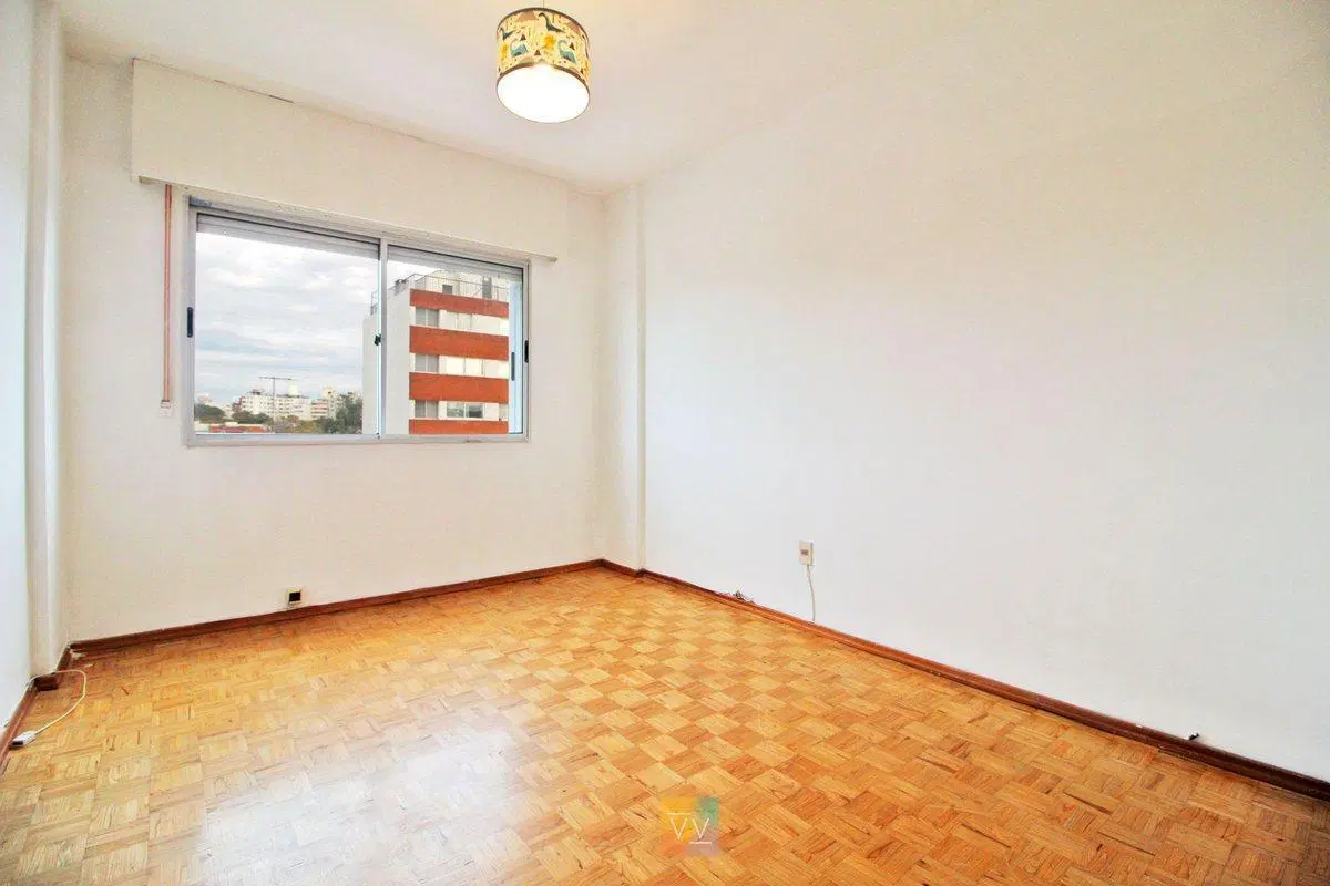 Alquiler apto 3 dorm + cochera en Malvín Sur 8