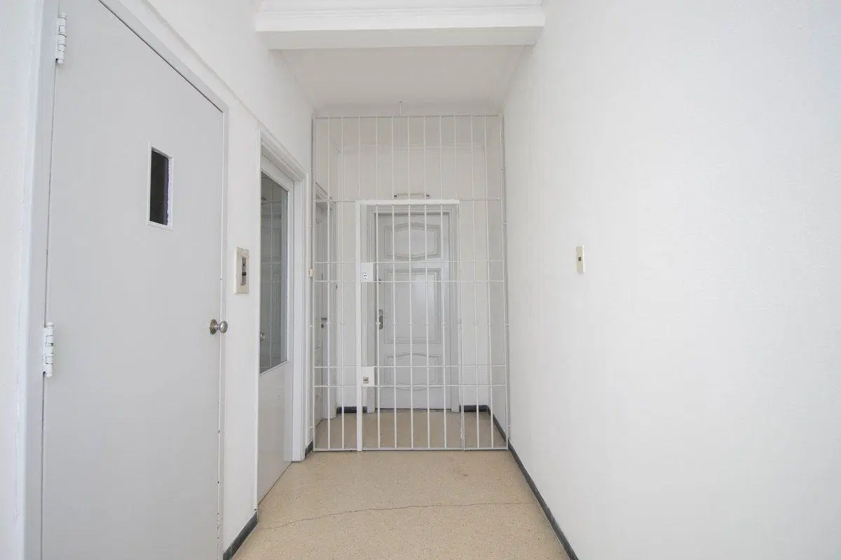 VENTA APARTAMENTO 3 DORMITORIO CENTRO 7% RENTA 4
