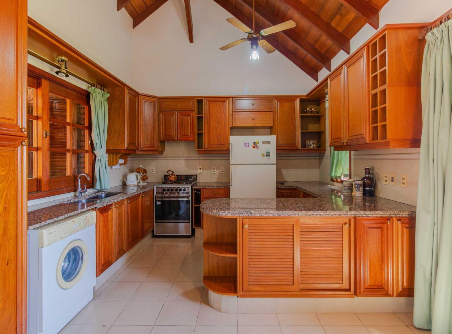 Foto de VENTA CAMPO 60H CASCO Y GALPONES EN FRAY BENTOS, imagen 3