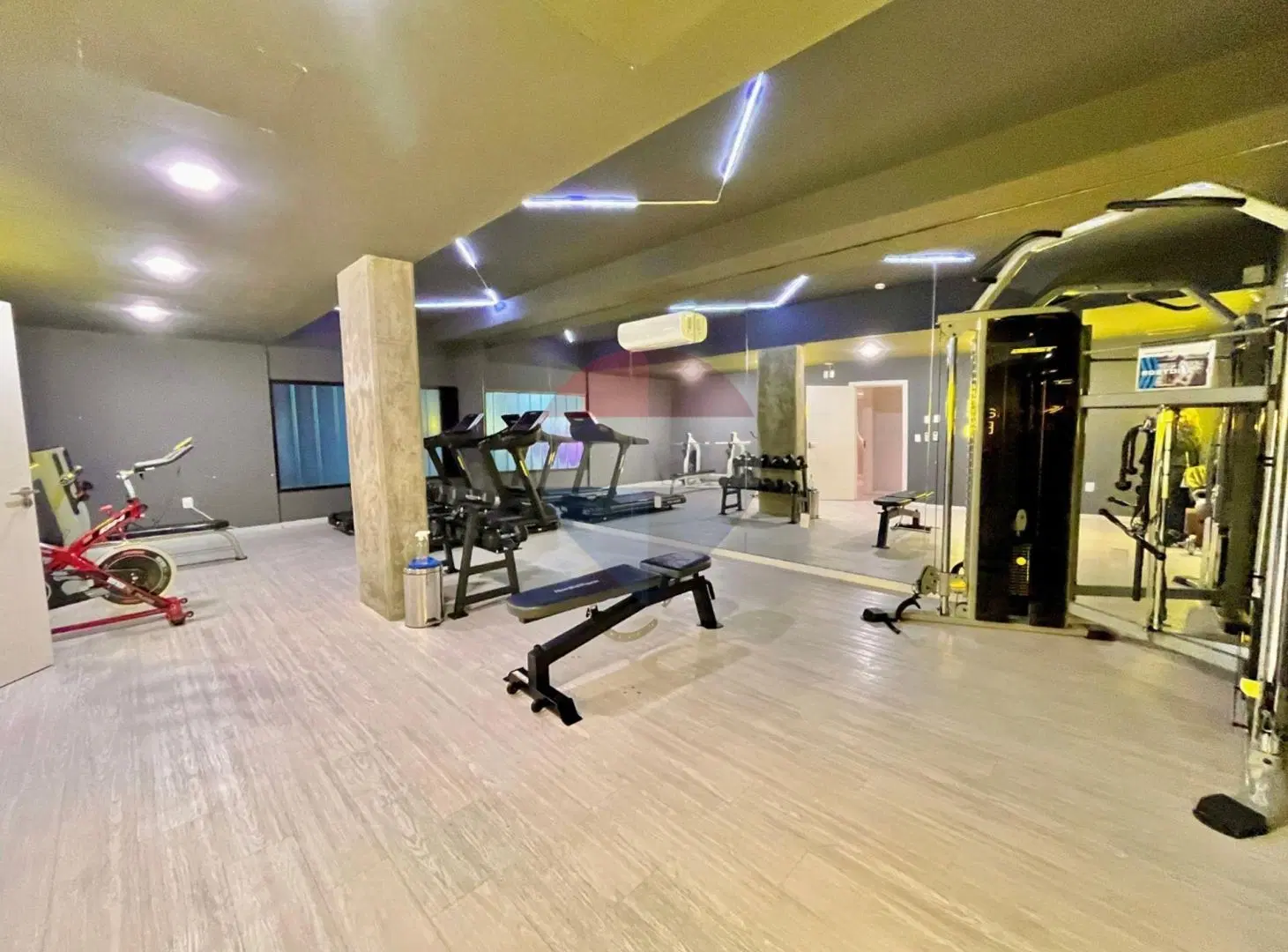 Alquiler Monoamiente Cordón Piscina Gimnasio 8