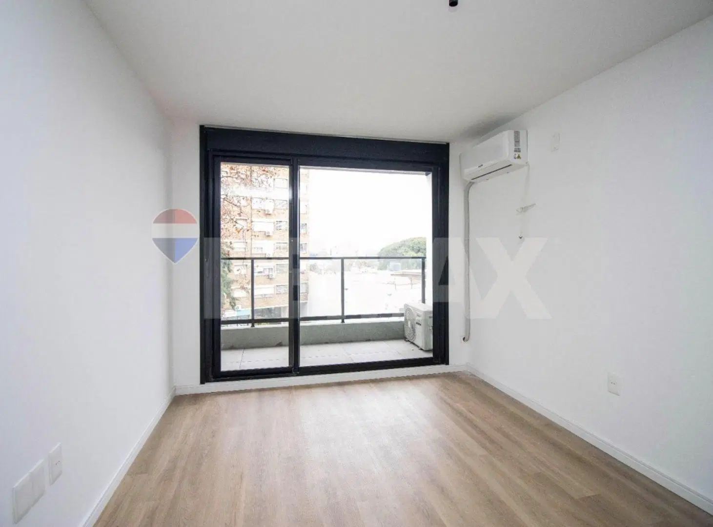 Alquilo apartamento 1 dormitorio garage Blanqueada 3