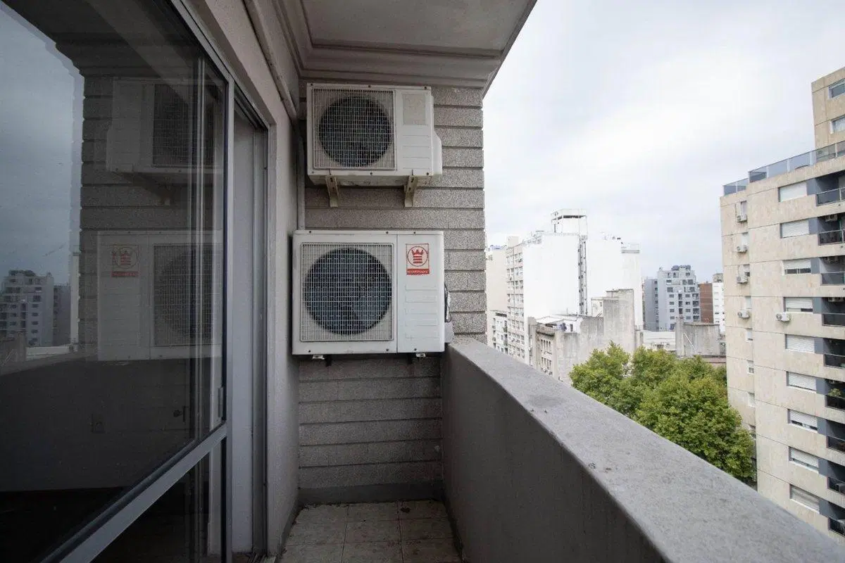 VENTA APARTAMENTO 3 DORMITORIO CENTRO 7% RENTA 2