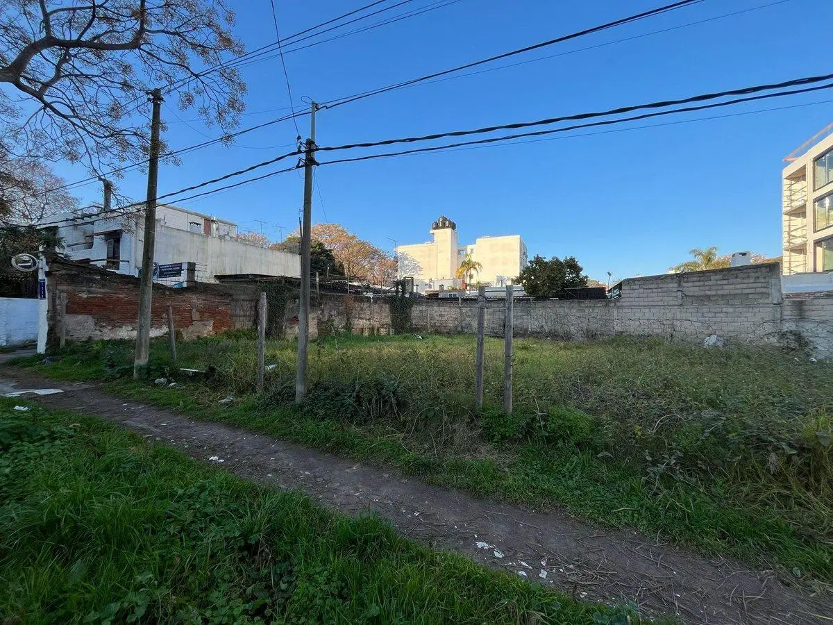 Venta Terreno 30m de Frente Buceo Costero 3