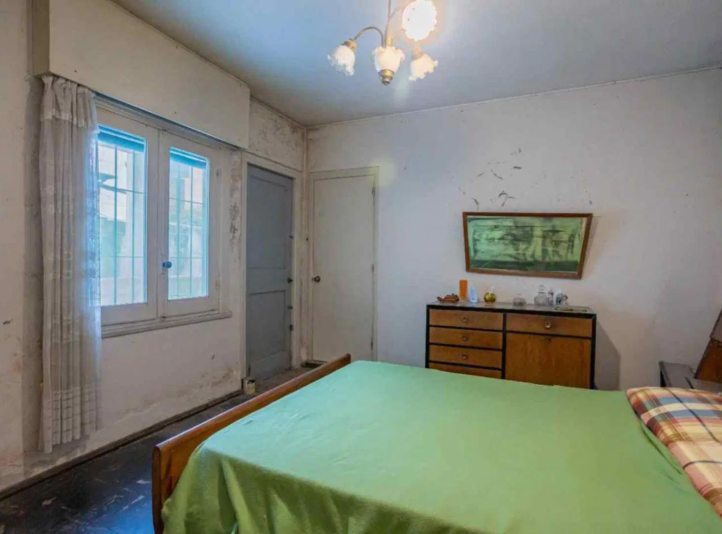 Venta PU Casa y Apto en Pocitos con garaje y fondo 4
