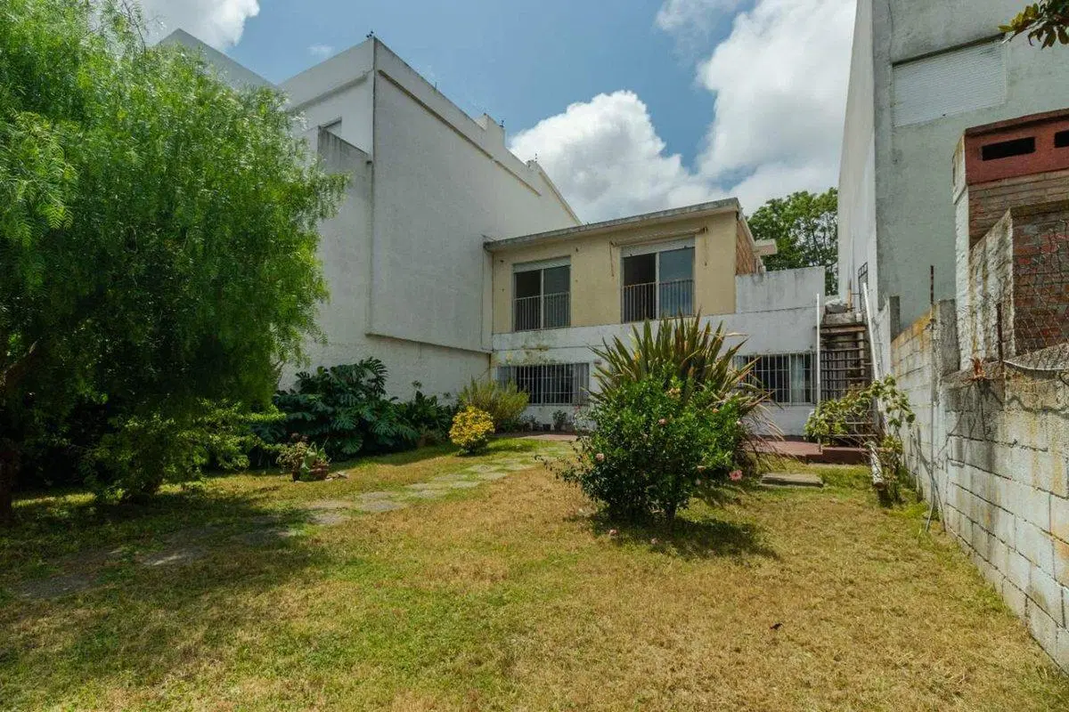 Venta Local ideal academia o instituto Malvín 2