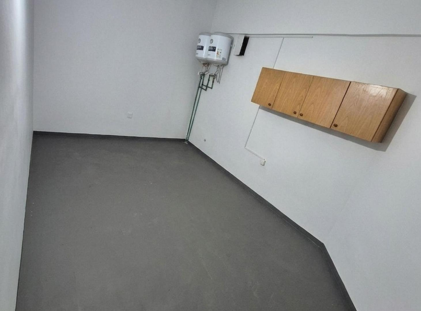 Foto de Alquiler de local comercial en el Centro Yi y 18, imagen 5