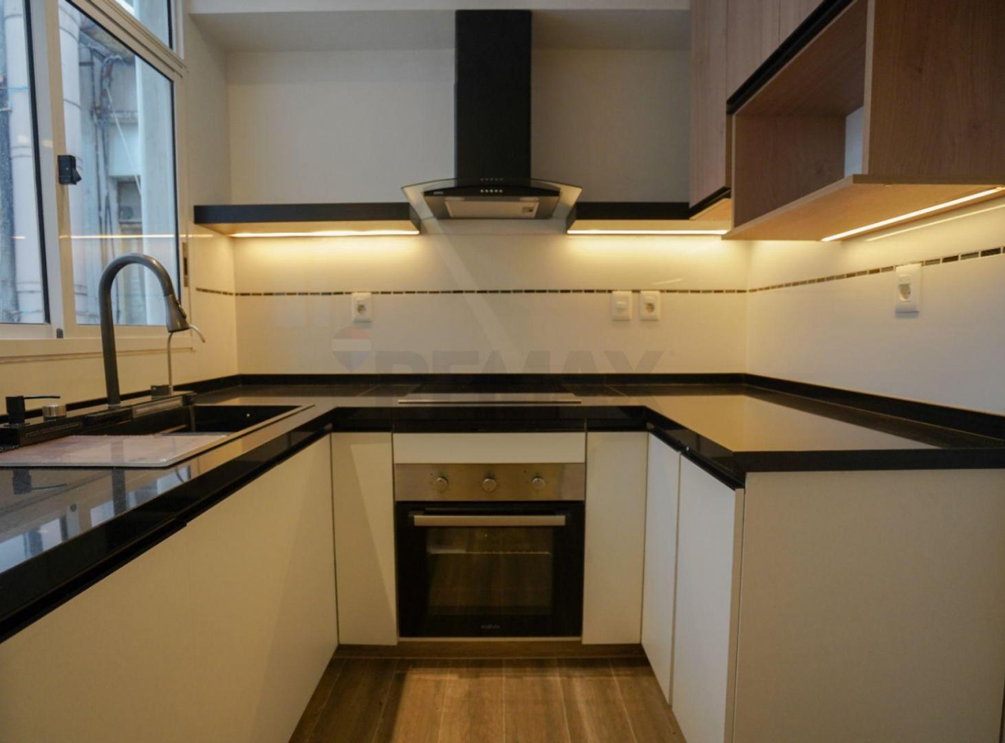 Foto de Vendo apartamento 2 dormitorios Centro Montevideo, imagen 5