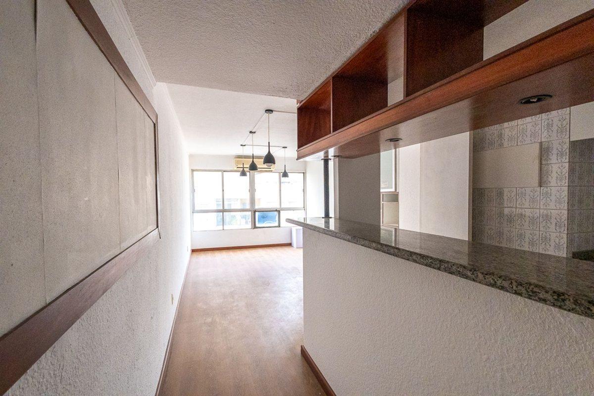 Foto de Alquiler de 4 oficinas en ciudad vieja, imagen 1