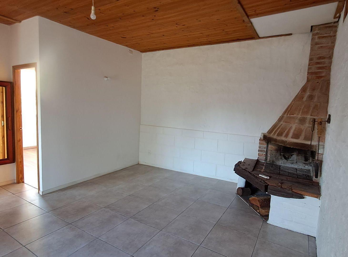 Foto de ALQUILER CASA 2 DORMITORIOS EL PINAR COCHERA, imagen 2