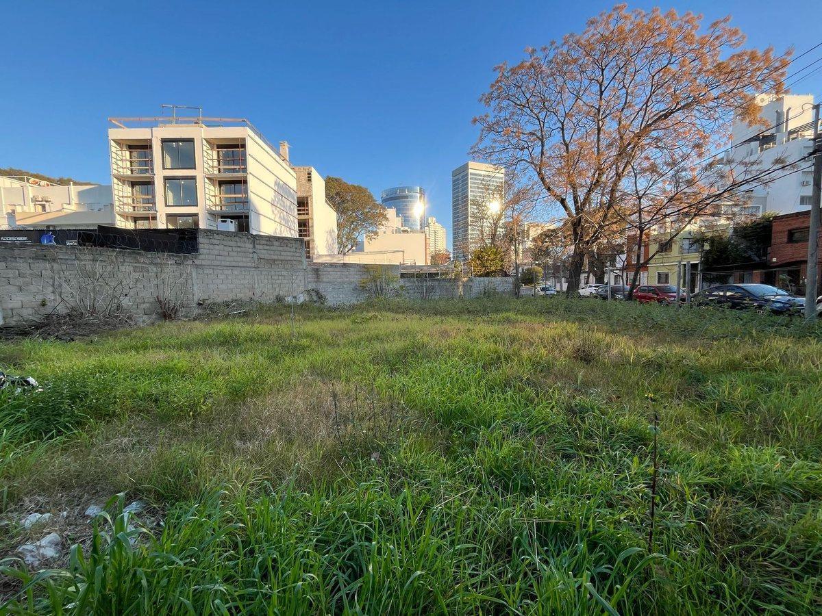 Foto de Venta Terreno 30m de Frente Buceo Costero, imagen 1