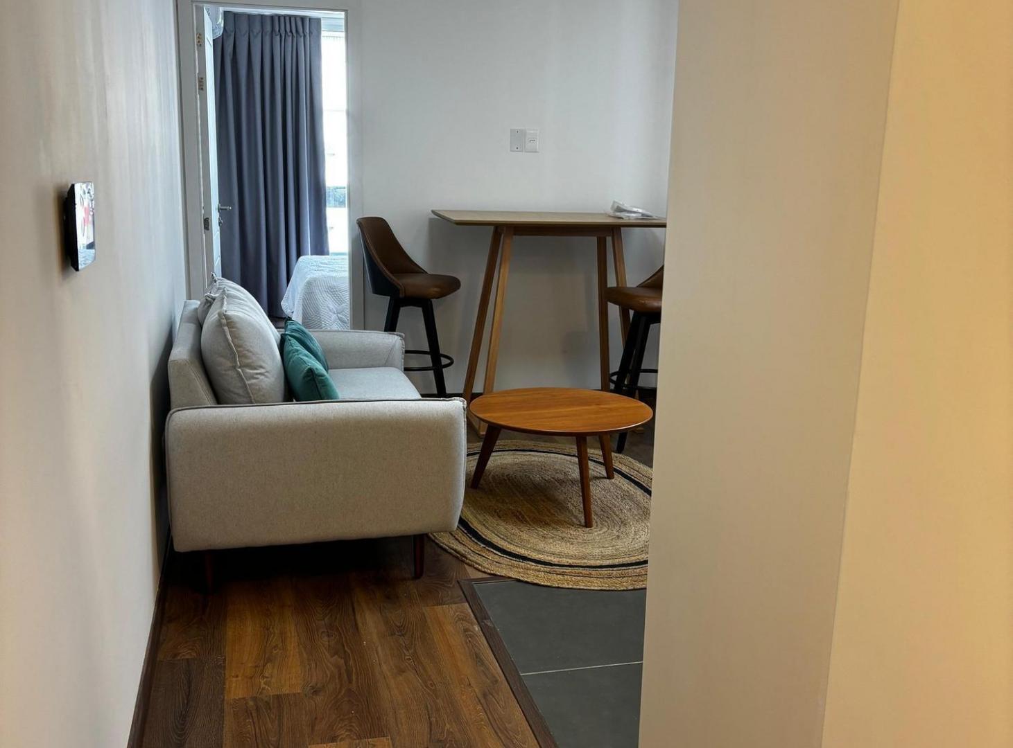 Foto de Venta de apartamento amoblado con renta en Pocitos, imagen 2