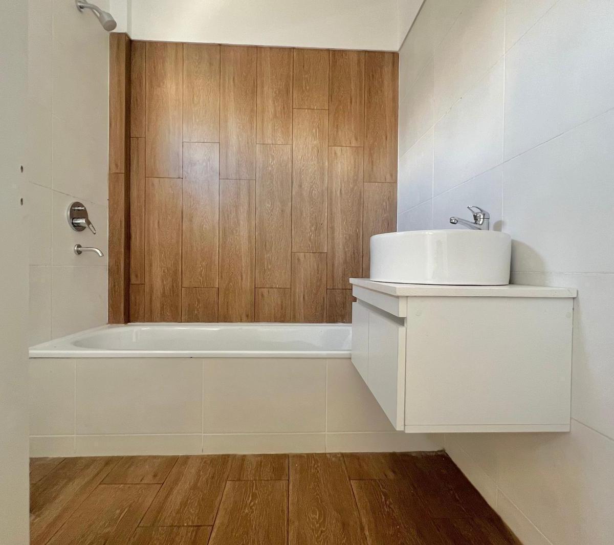 Casa en Venta Castelar a Estrenar PH en Condominio Cerrado. 2