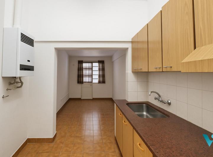 Foto de Casa en venta de 4 ambientes con PH independiente en Ituzaingo, imagen 5