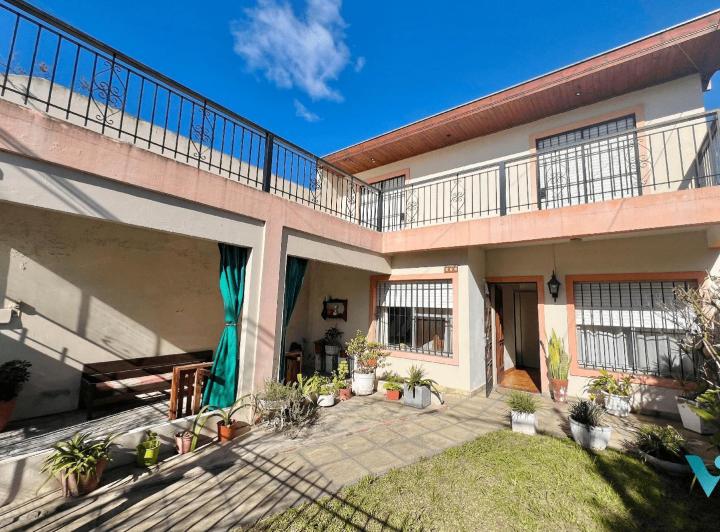 Casa en PH en Alquiler- Ituzaingo Norte- 4 ambientes 2