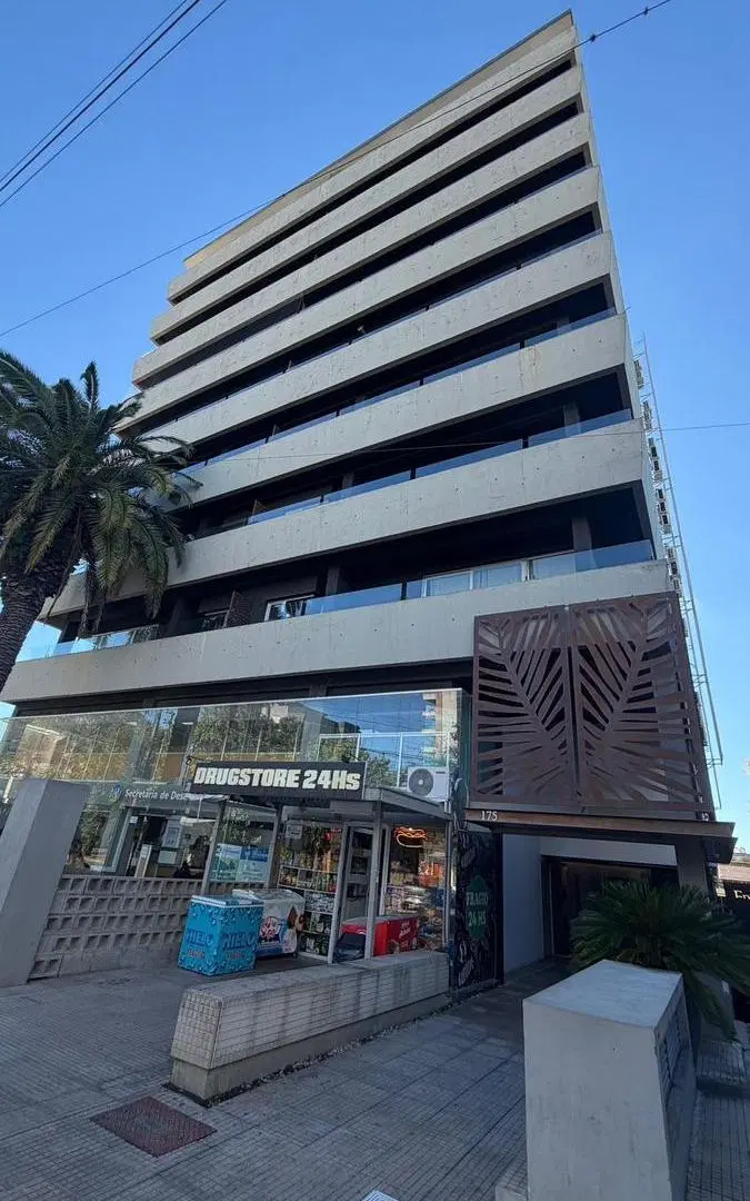 Departamento monoambiente en alquiler en Ituzaingó Norte 1