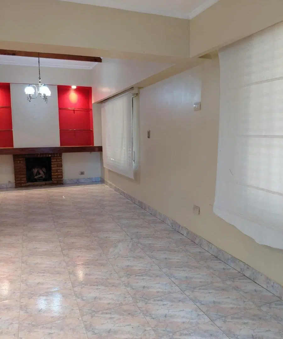 Casa en venta 5 ambientes en Ituzaingó Norte 1
