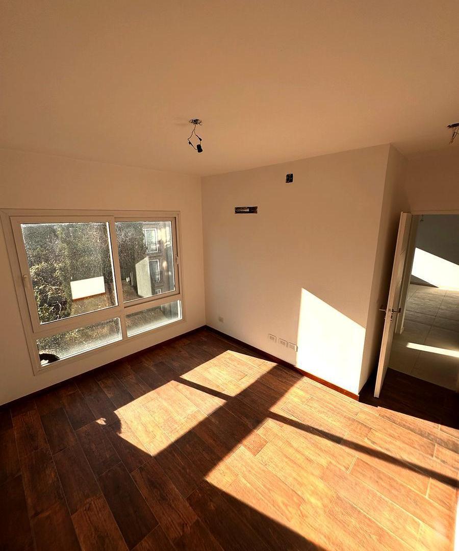 Venta departamento 2 ambientes con baño en suit y vestidor + toilette