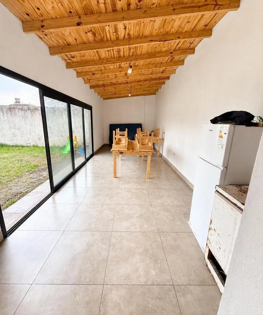 Lote 10 x 40 Venta Morón Norte - con quincho nuevo 3