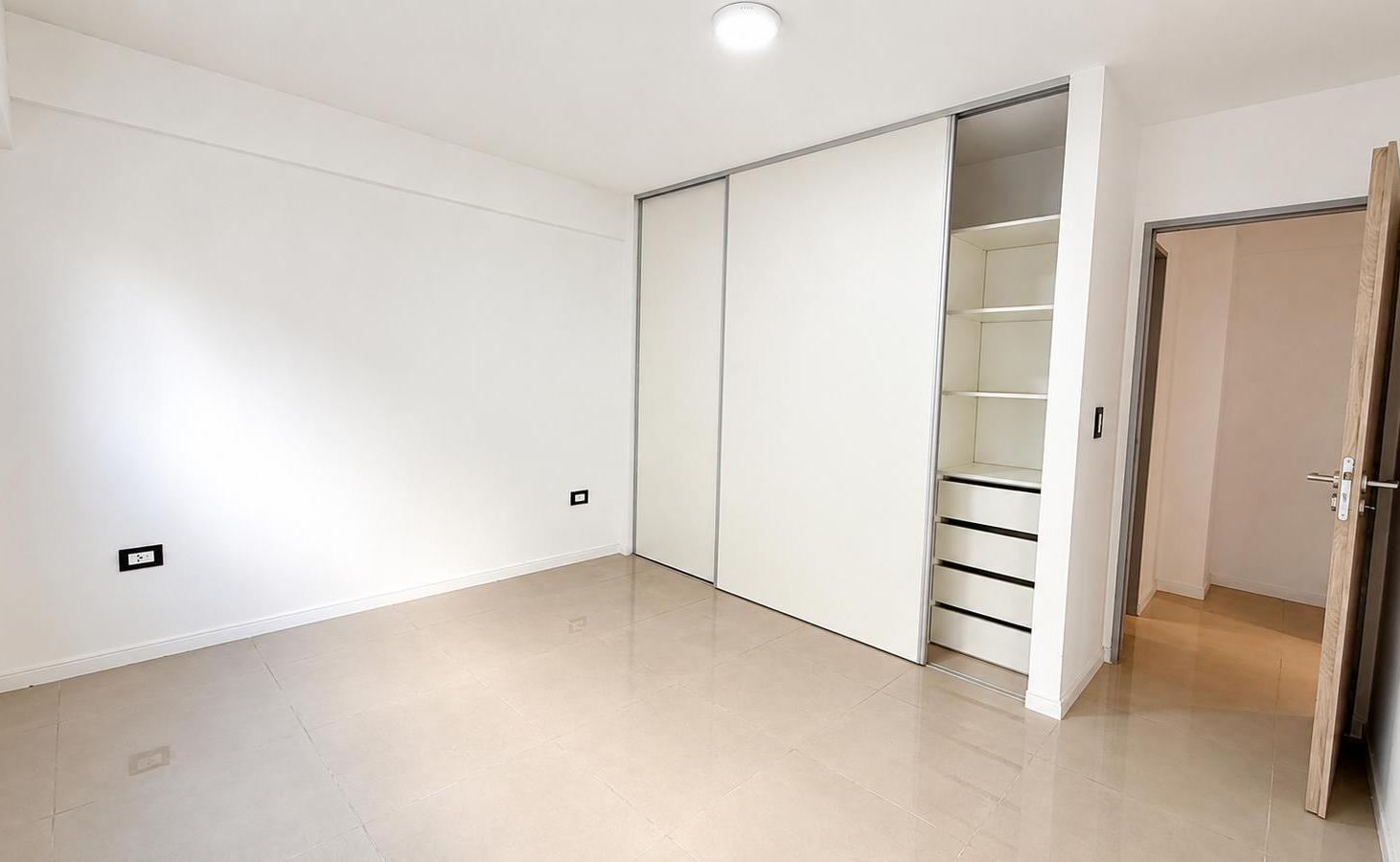 Foto de Departamento en alquiler Ituzaingó Norte 2 ambientes con cochera, imagen 4