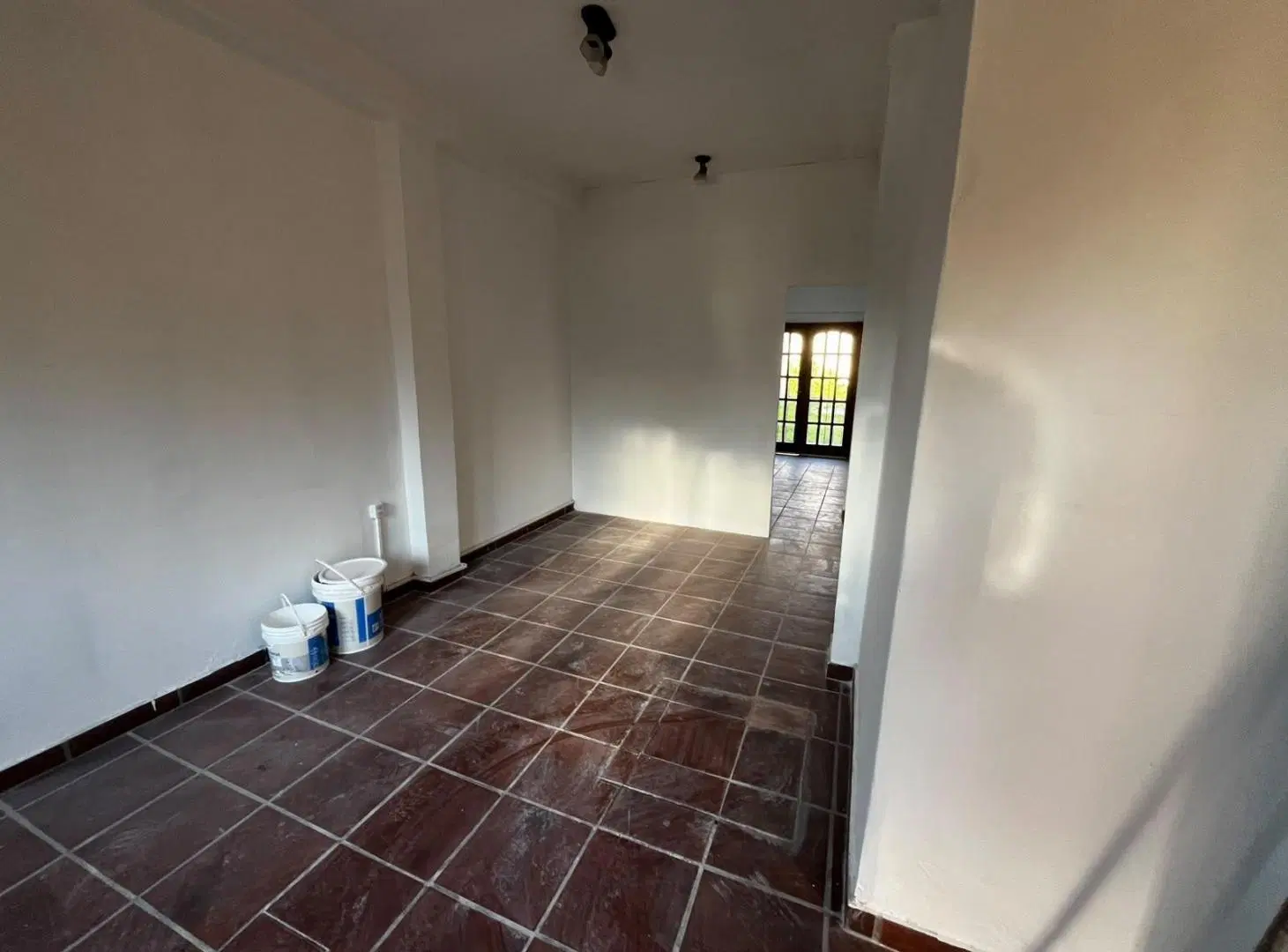 Casa en alquiler 3 ambientes con cochera en Ituzaingó sur 3