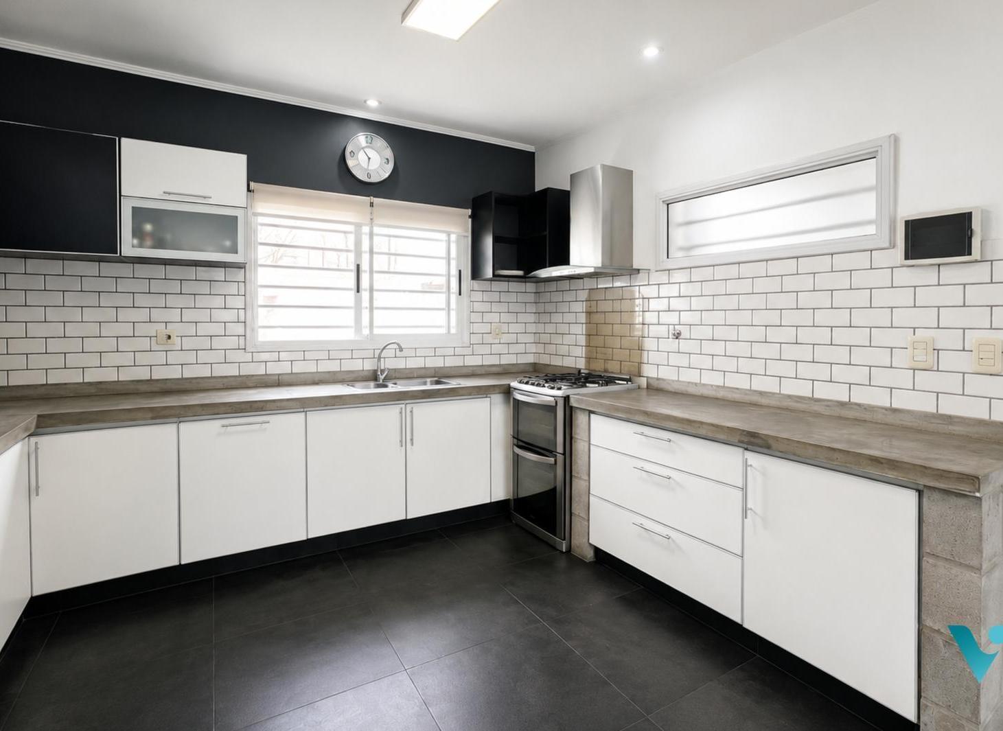 Foto de Casa en venta 4 ambientes en Ituzaingó norte, imagen 3