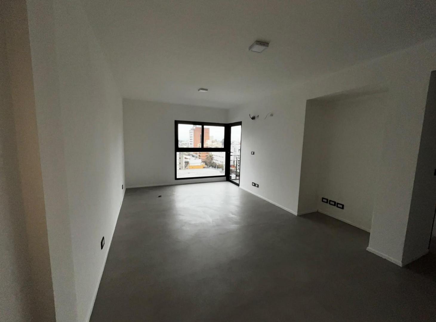Foto de Departamento en venta 2 ambientes Moron Sur, imagen 1
