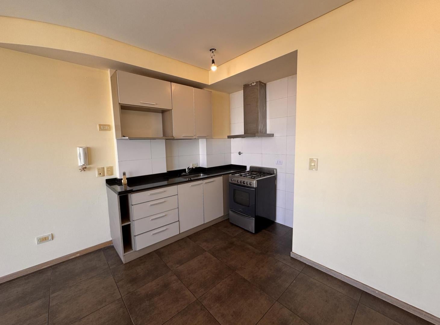 Foto de Venta departamento 2 ambientes con cochera en Caballito, imagen 1